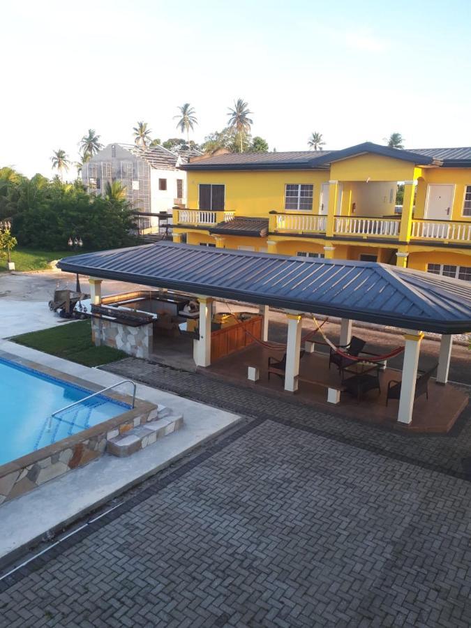 Piarco Village Suites Exteriör bild