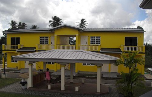 Piarco Village Suites Exteriör bild