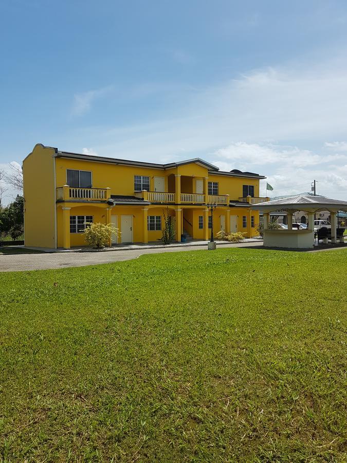 Piarco Village Suites Exteriör bild