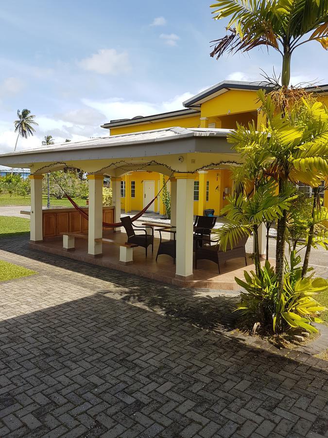 Piarco Village Suites Exteriör bild