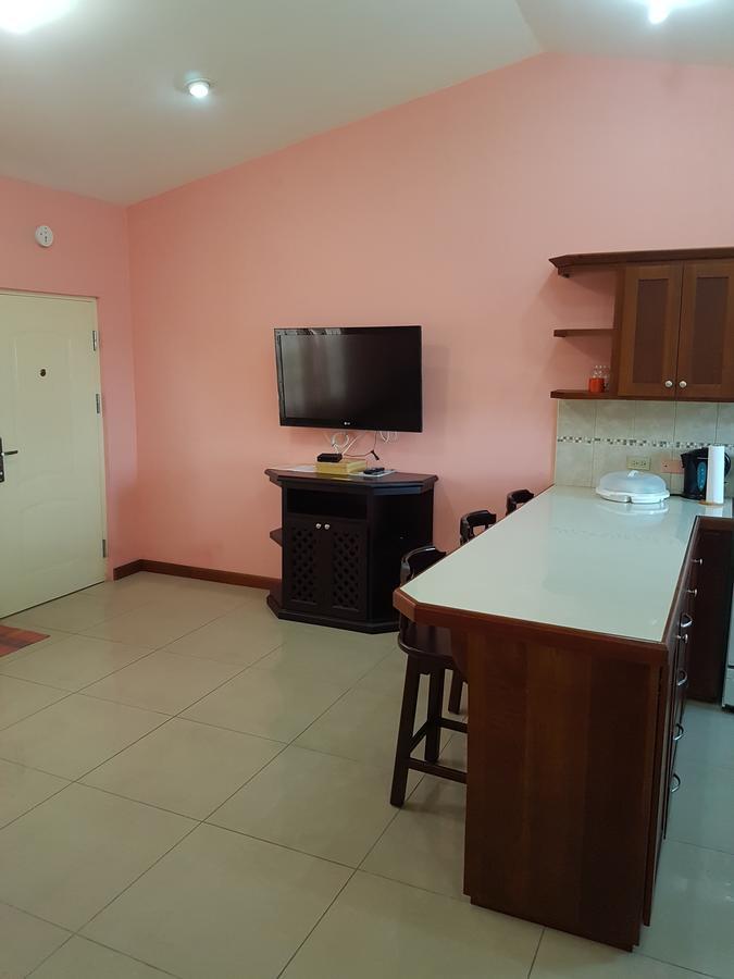 Piarco Village Suites Exteriör bild